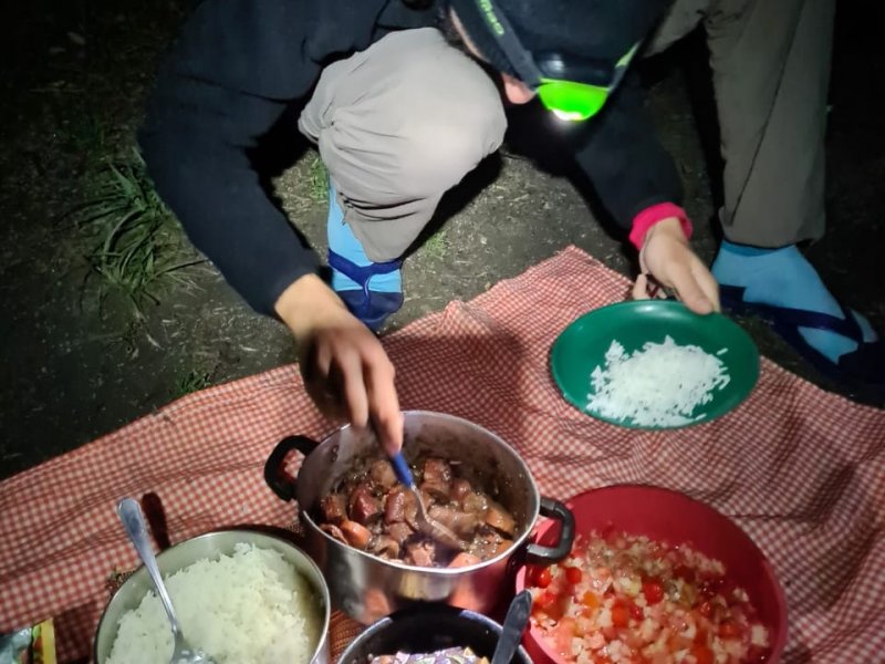 Jantar na trilha