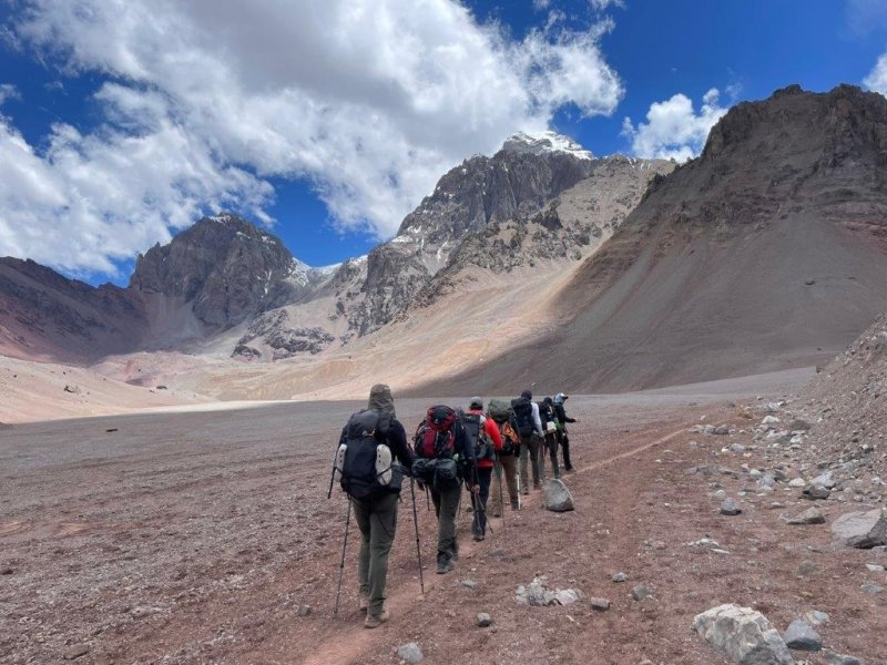 Argentina - Campo Base do Aconcágua – Plaza Argentina + Cerro Colorado - Leo Rodriguez