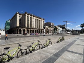 CARNAVAL - Cicloturismo em Cuba