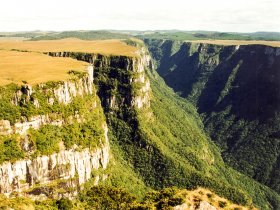 Aparados da Serra - Aventura na Terra dos Cânions Light