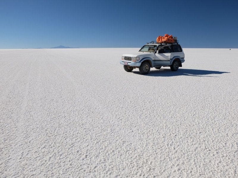 Descubra o Salar de Uyuni, o maior deserto de sal do mundo!