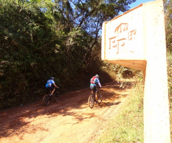 Cicloturismo na Estrada Real - De Diamantina a Ouro Preto com Cachoeira do Tabuleiro