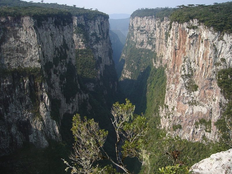 Aparados da Serra - A Terra dos Cânions