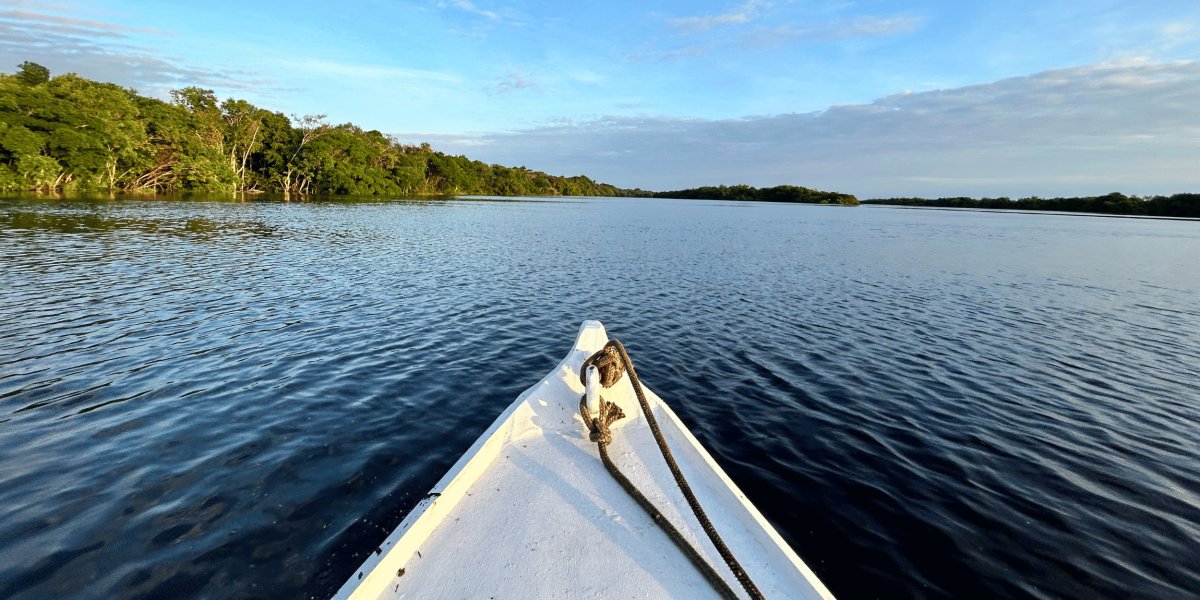 Amazônia - Navegação pelo Rio Negro - M/V Desafio