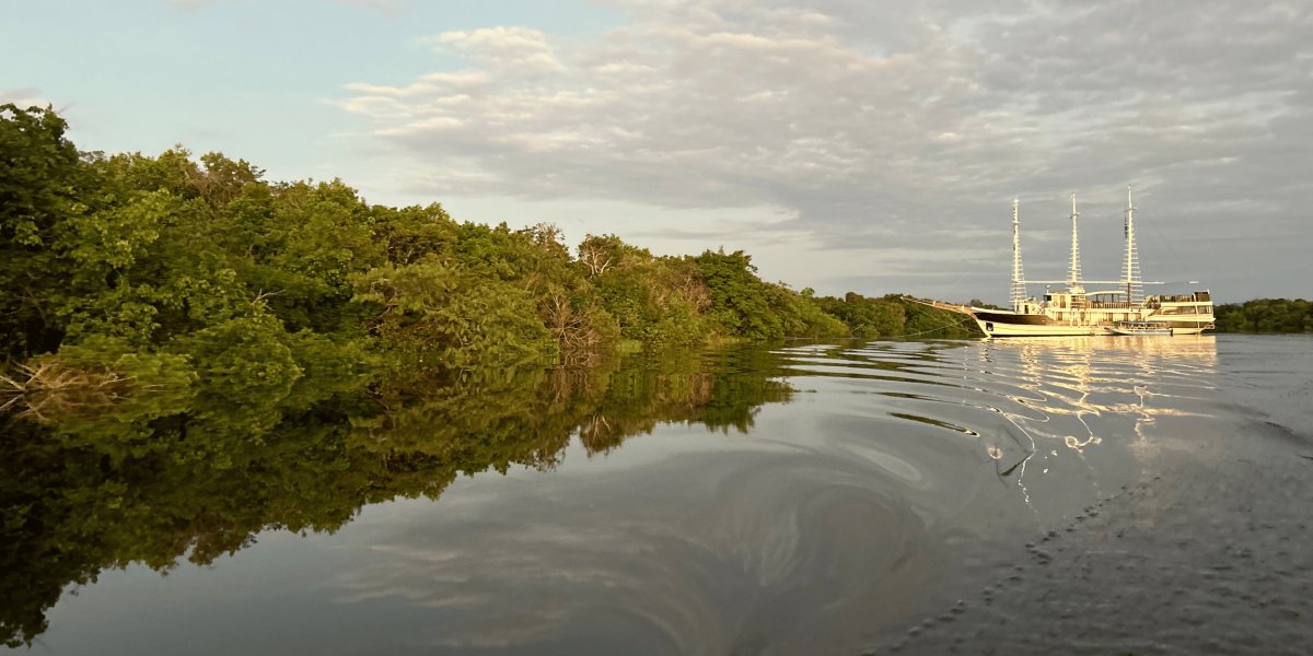 Amazônia MV Desafio Navegação Rio Negro